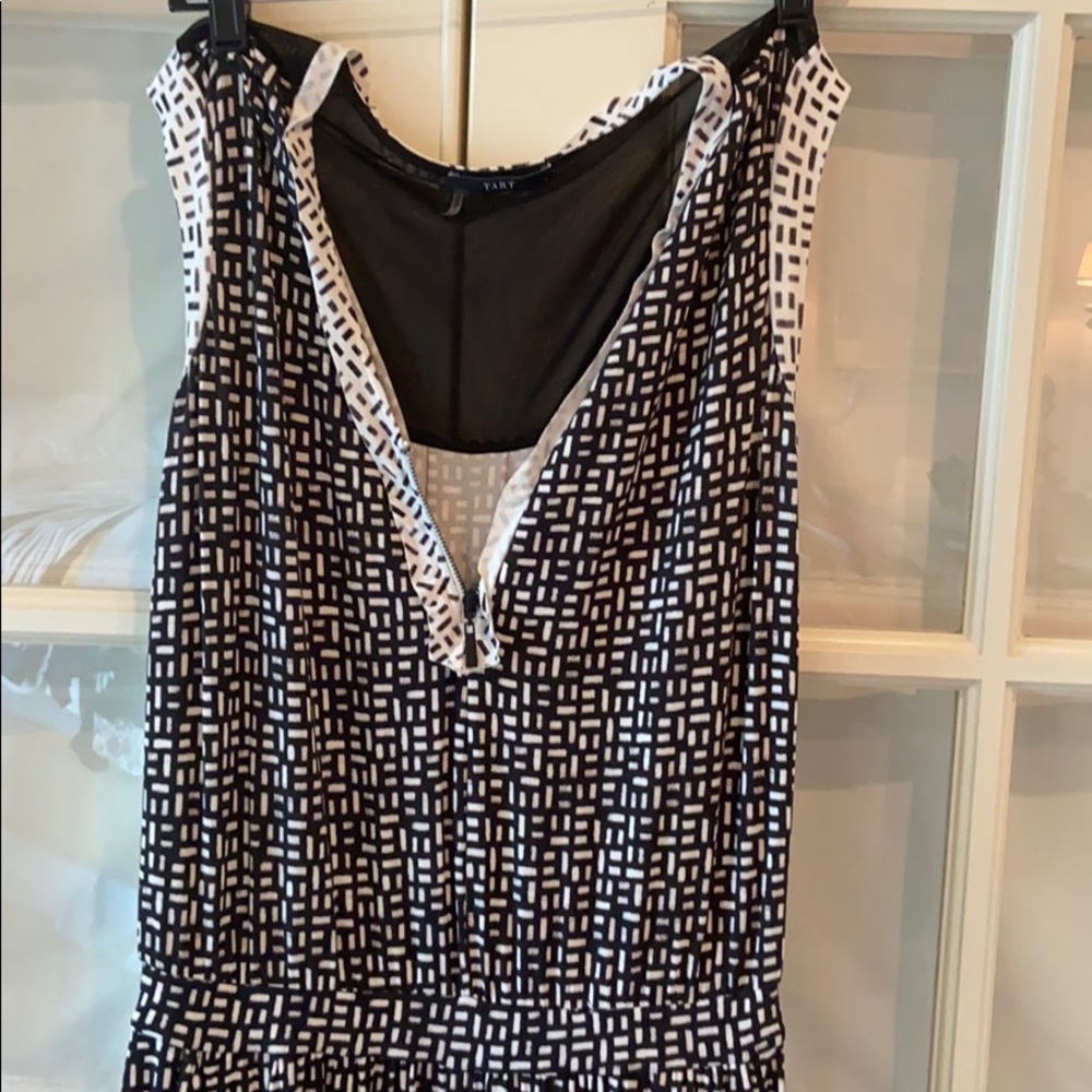 Romper - Picture 2 of 4